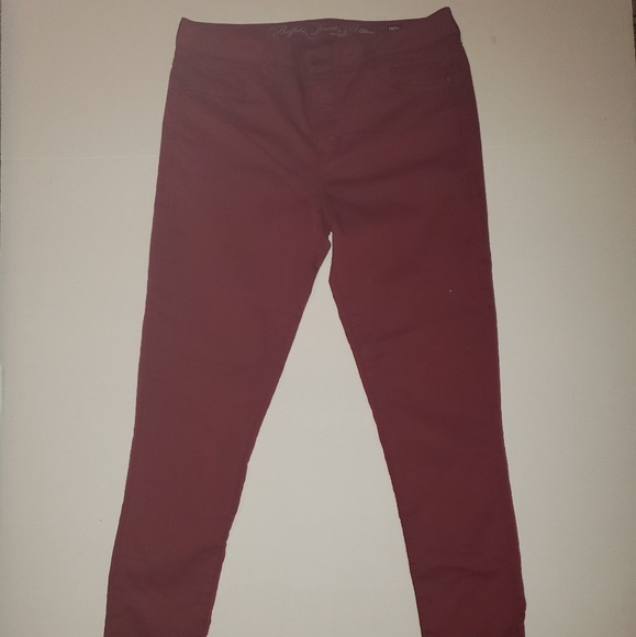 Women's Buffalo Jeans - Picture 2 of 3